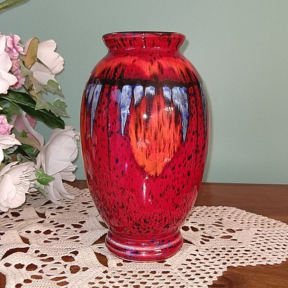 Poole Pottery Volcano Vase - Picture 2 of 5